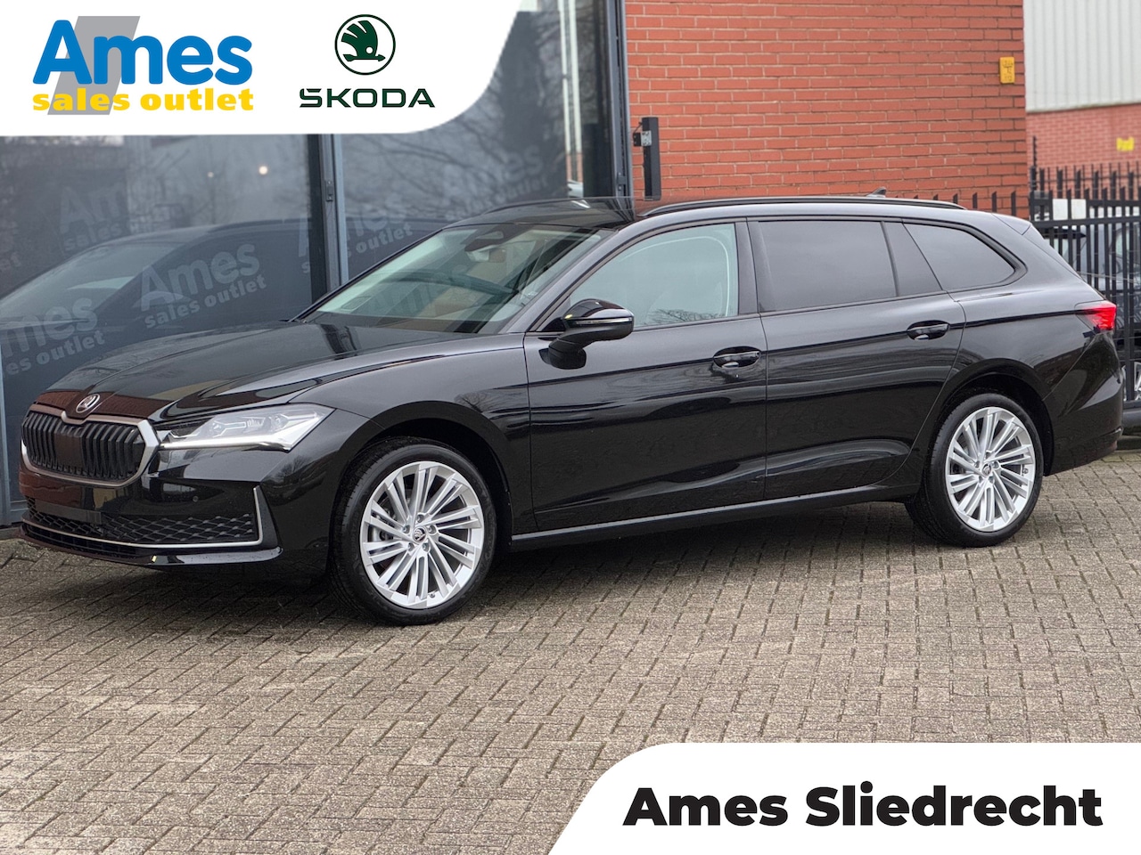 Skoda Superb Combi - 1.5 TSI 150pk DSG MHEV First Edition | Matrix-LED | Panoramadak | 19'' velgen - AutoWereld.nl