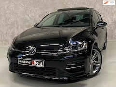 Volkswagen Golf - 1.5 TSI Highline Business /3 X R-Line /Pano /Camera /Carplay