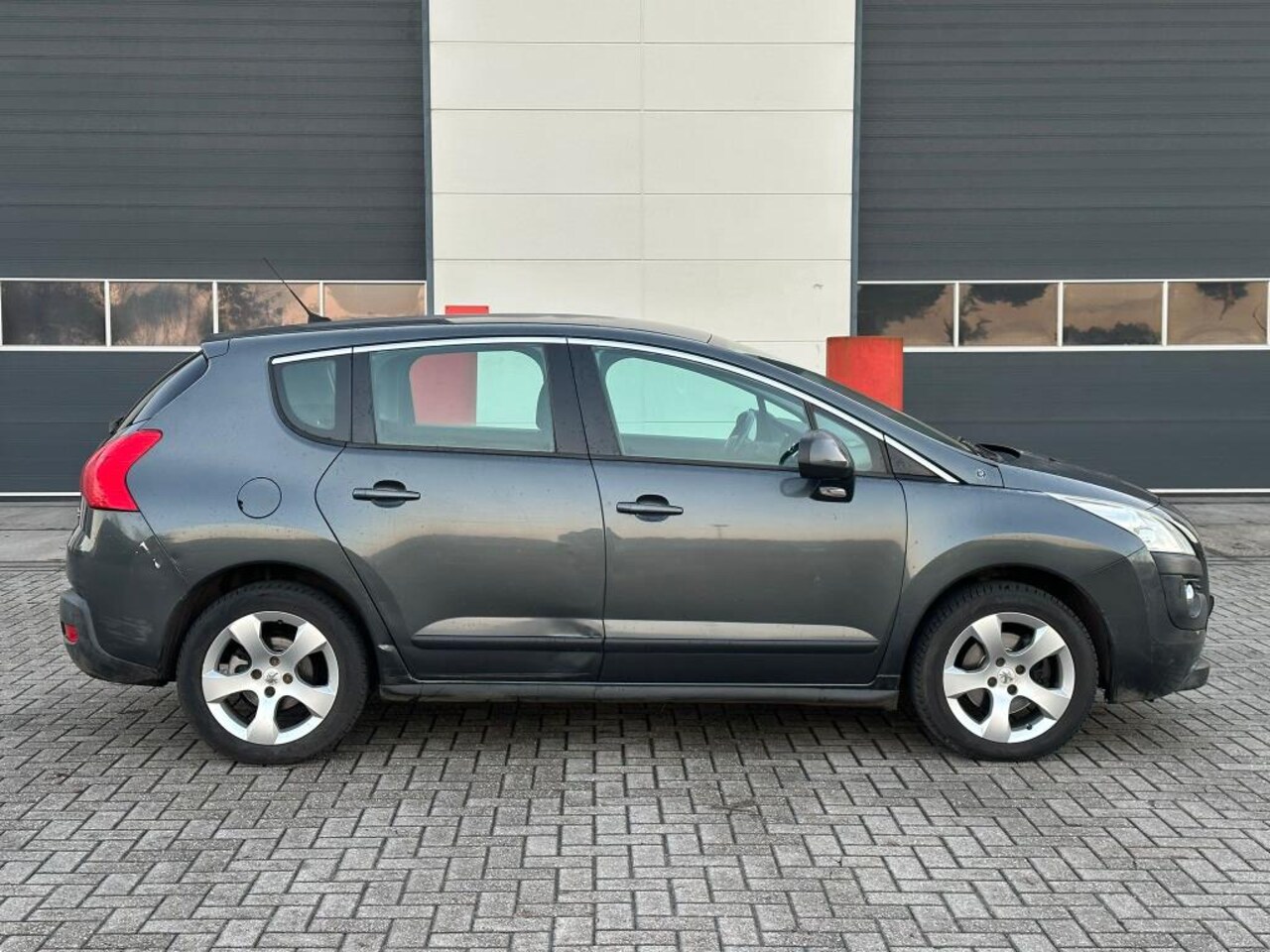 Peugeot 3008 - 2.0 HDiF ST 2.0 HDiF ST - AutoWereld.nl