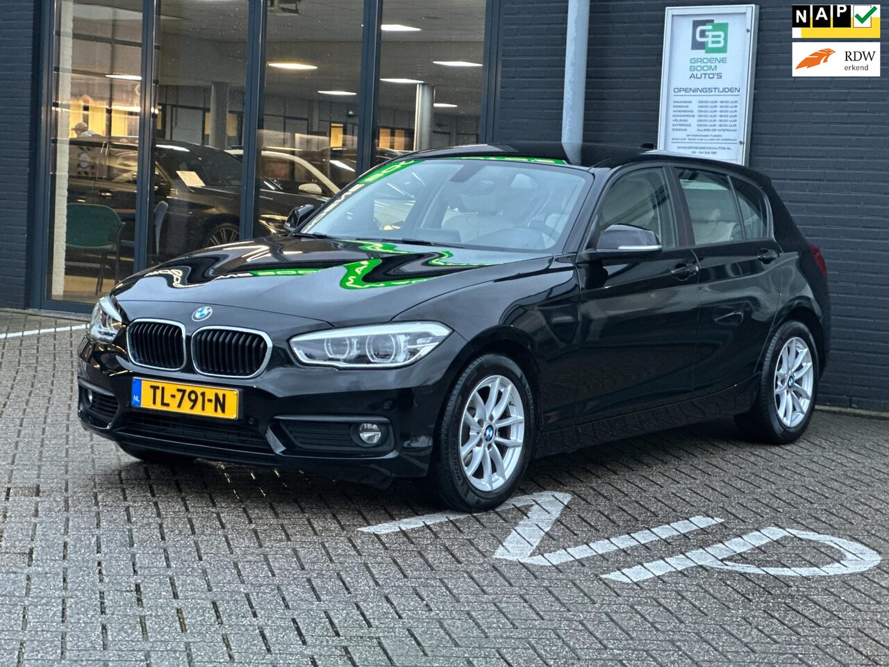 BMW 1-serie - 118i High Executive/XENON/LEDER/NAVI/KM 91.950 NL-AUTO NAP!! - AutoWereld.nl