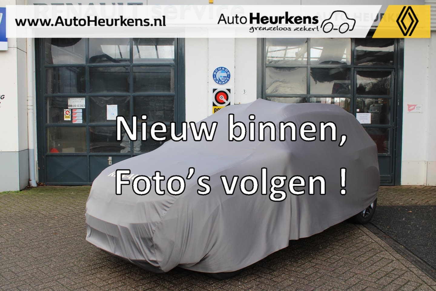 Renault Trafic - 2.0 dCi 145 T29 L2H1 DC Comfort | Trekhaak | Mooie luxe aangeklede dubbel cabine bus! | - AutoWereld.nl