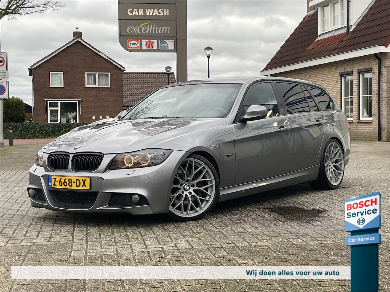 BMW 3-serie Touring - 335d M-Sport 286PK / Leder / Stoelverwarming / Navi / Cruise / Clima / Pdc / 20*Inch / Xen - AutoWereld.nl