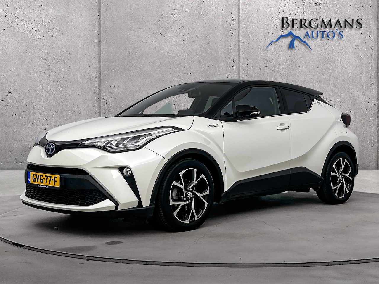 Toyota C-HR - 1.8 Hybrid Dynamic // 1e EIGENAAR // STOELVERWARMING // KEYLESS - AutoWereld.nl