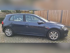 Volkswagen Golf - 1.0 TSI Edition