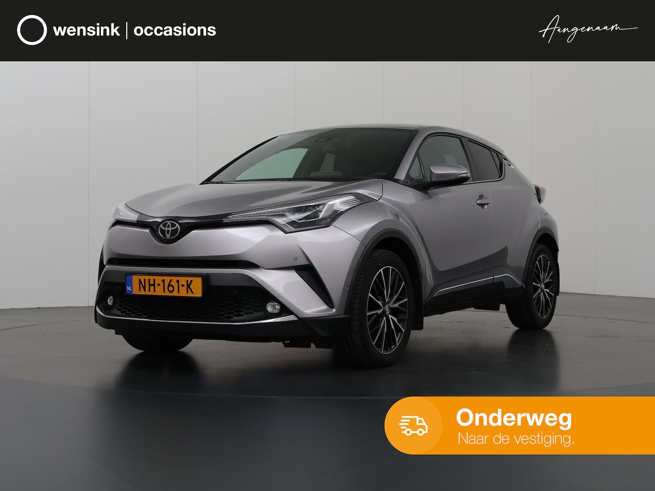 Toyota C-HR - 1.2 Premium | Trekhaak | Camera | Navigatie | Stof/Leder combinatie | Stoelverwarming | Bl - AutoWereld.nl