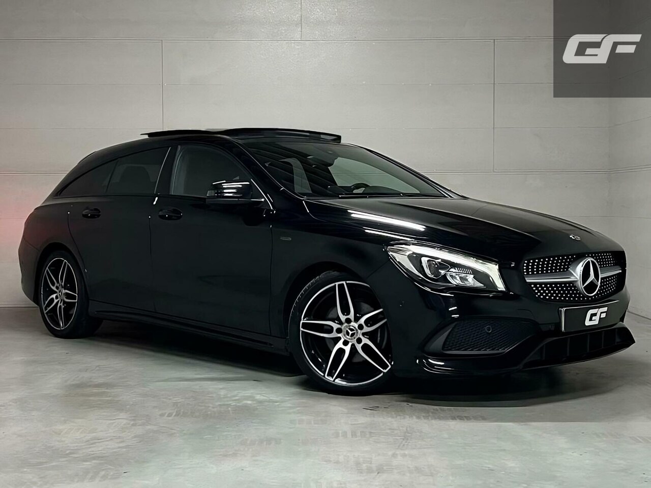 Mercedes-Benz CLA-klasse Shooting Brake - 180 AMG Edition 1 Pano - AutoWereld.nl