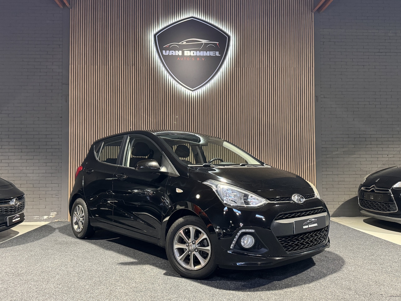 Hyundai i10 - 1.0i i-Motion Go! 2016 Airci.CruisC.Led.Elec Pakket.LMV!! - AutoWereld.nl