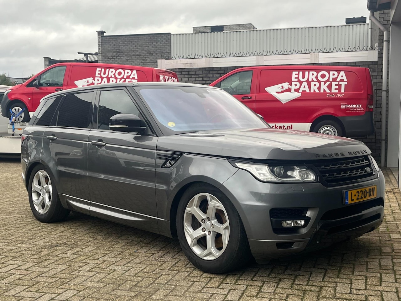 Land Rover Range Rover Sport - 3.0 SDV6 HSE Dynamic MOTORSCHADE - AutoWereld.nl