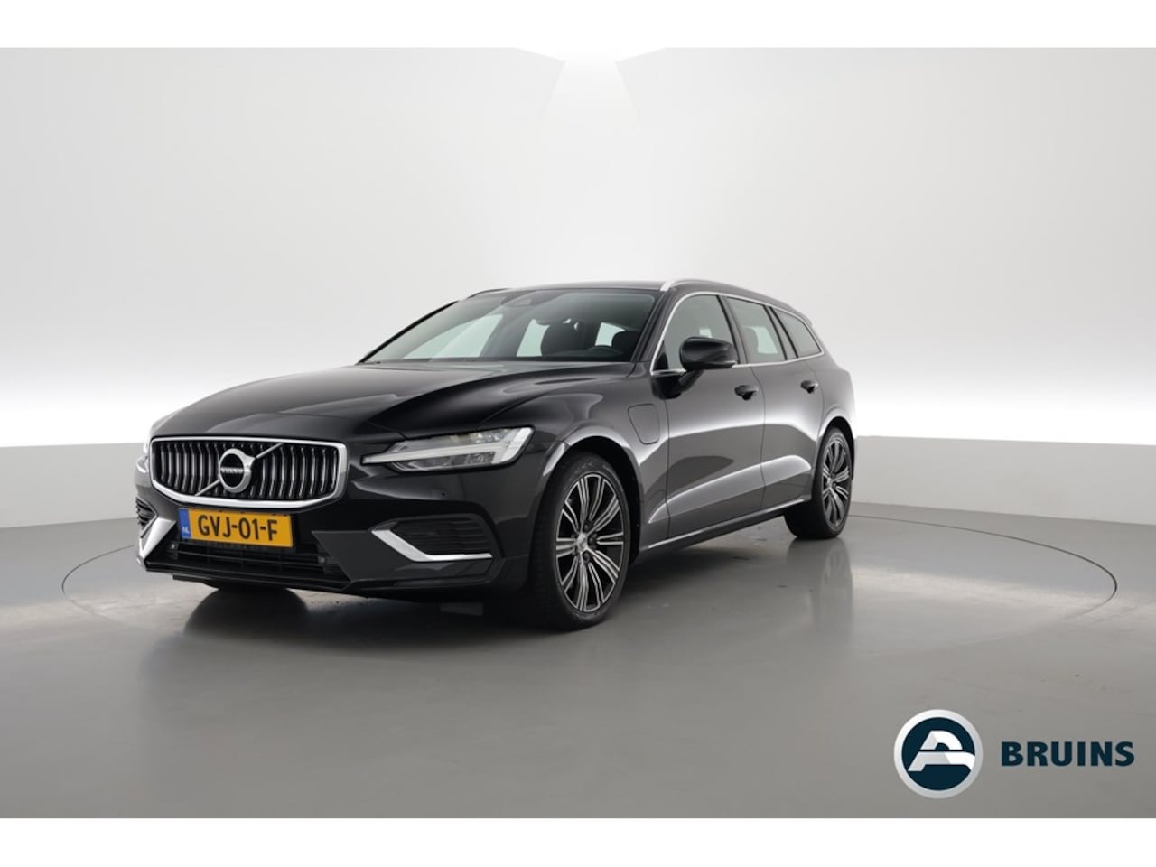 Volvo V60 - 2.0 340PK T6 AWD Recharge Inscription Stuur+ stoelverwarming, camera - AutoWereld.nl