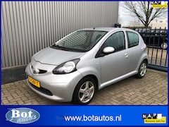 Toyota Aygo - 1.0-12V +