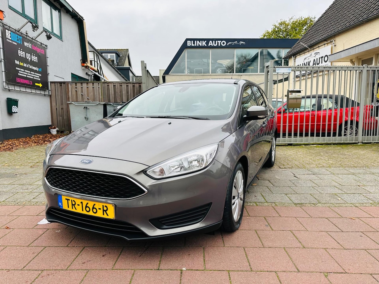 Ford Focus Wagon - 1.0 Titanium Airco Apk Garantie - AutoWereld.nl