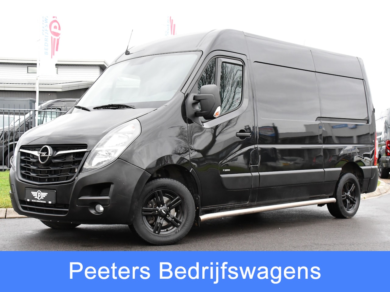 Opel Movano - 2.3 Turbo L2H2 Black Edition Camera, Cruise, Multimedia, 135PK, Sensoren, Trekhaak, UNIEK! - AutoWereld.nl