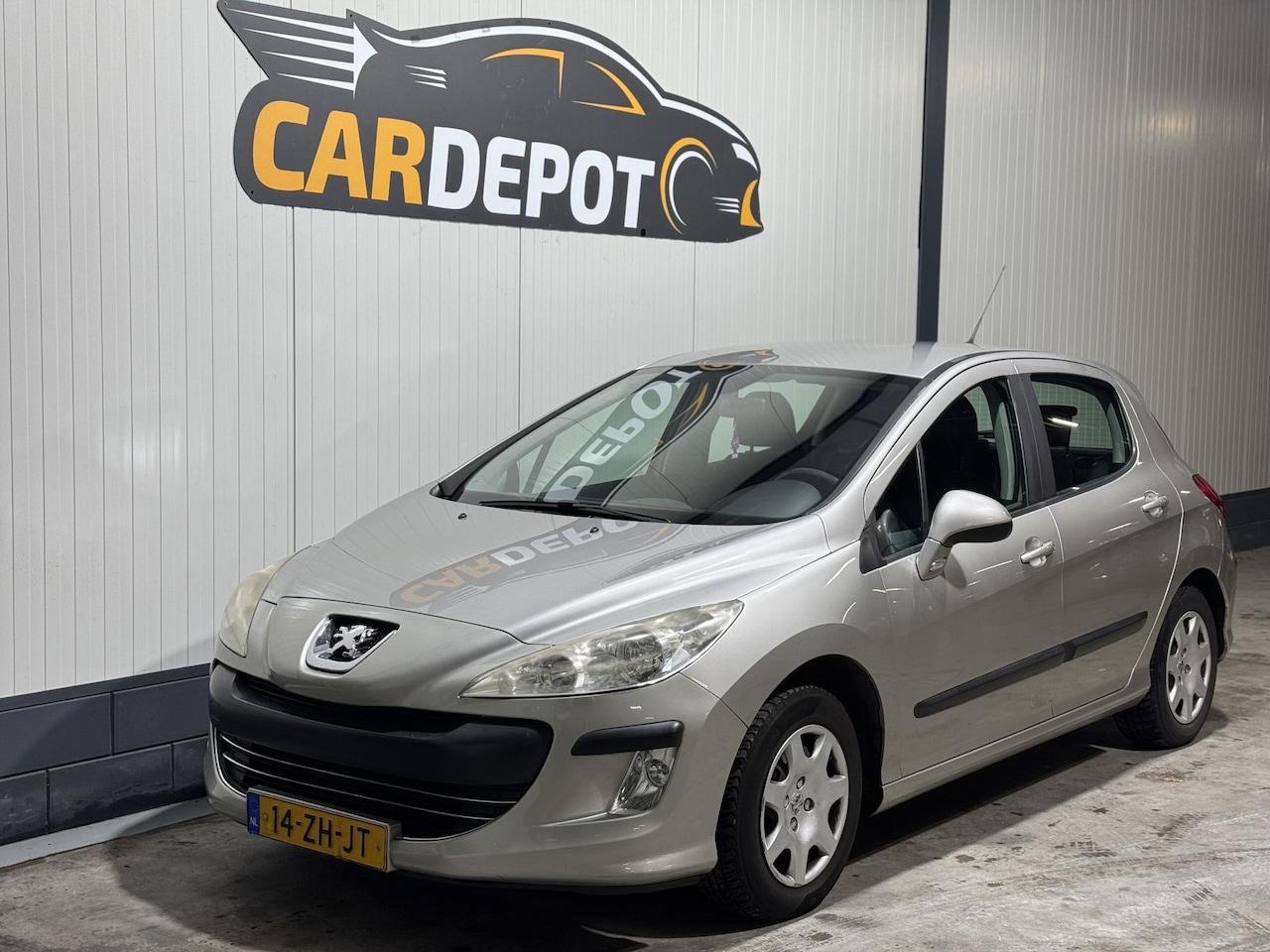 Peugeot 308 - 1.4 VTi X-line 1.4 VTi X-line - AutoWereld.nl