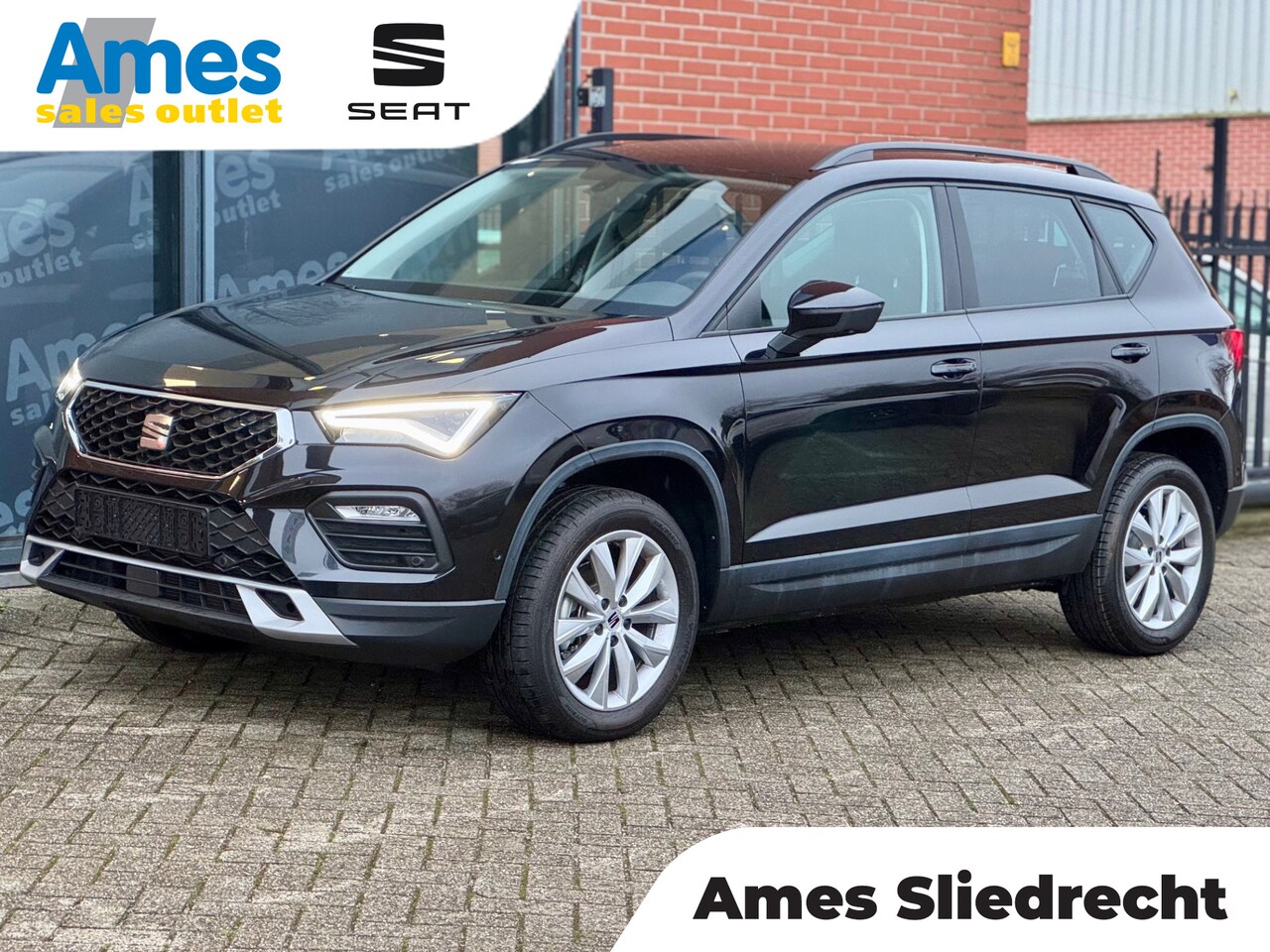 Seat Ateca - 1.0 TSI 115pk Style Business Intense | Achteruitrijcamera | Navigatie | Full-LED - AutoWereld.nl