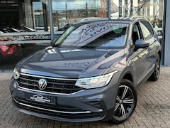 Volkswagen Tiguan - 1.5 TSI ACTIVE NAVI PDC-CAMERA LMV WINTERPACK