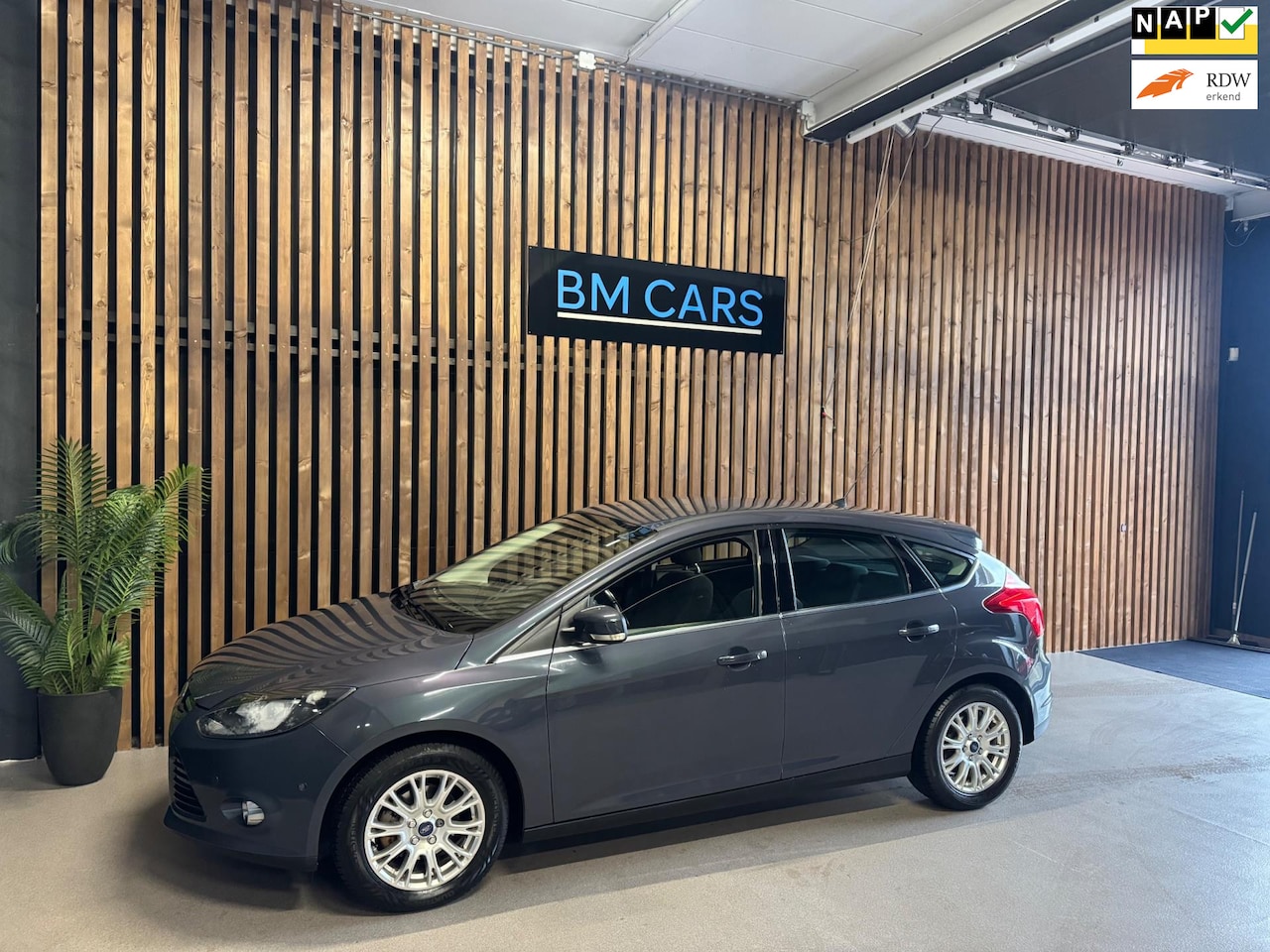 Ford Focus - 1.6 TI-VCT Lease Titanium Clima,Navi,Pdc,1e eig - AutoWereld.nl