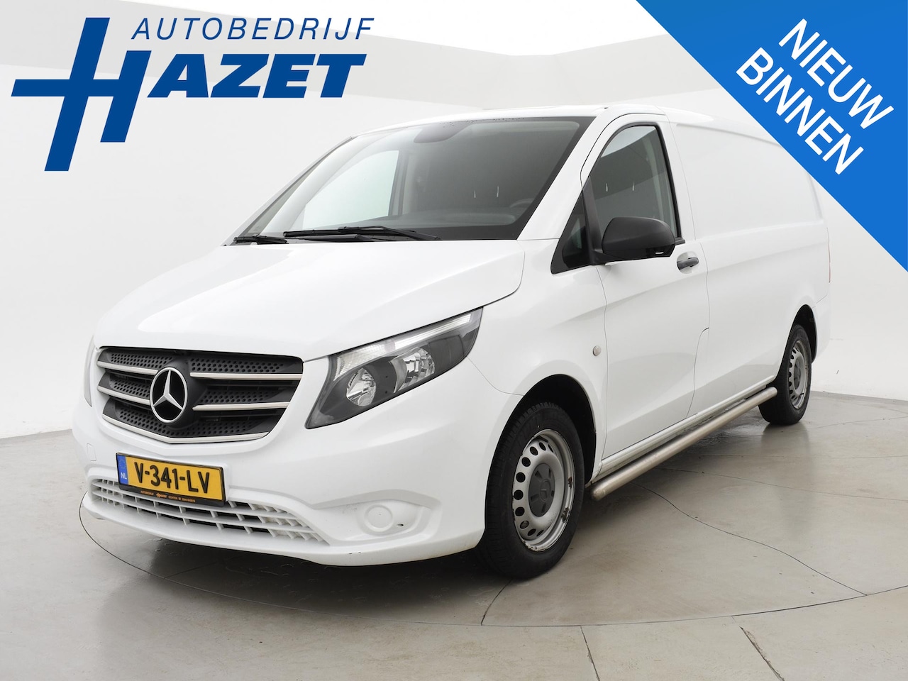 Mercedes-Benz Vito - 111 CDI LANG BESTELAUTO VAN HET JAAR EDITIE + TREKHAAK / CRUISE / SIDEBARS - AutoWereld.nl