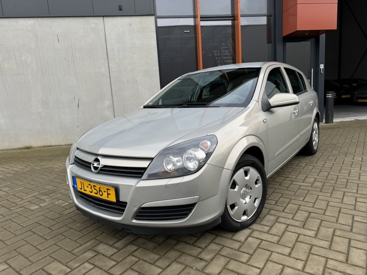 Opel Astra - 1.6 Enjoy Airco Cruise NIEUWE APK - AutoWereld.nl