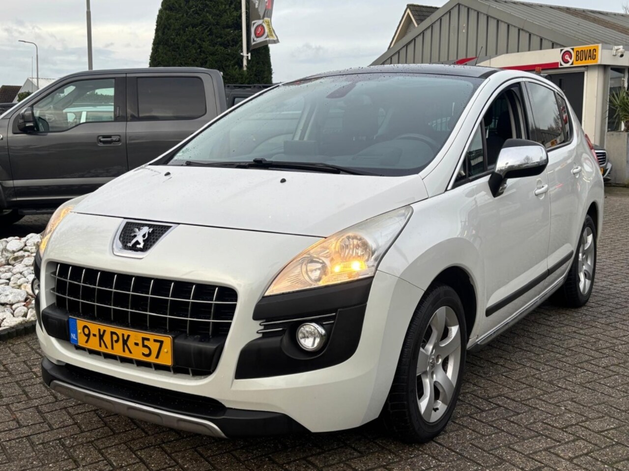 Peugeot 3008 - 1.6 Allure 2013 Wit Panodak Trekhaak Dealer Onderhouden - AutoWereld.nl