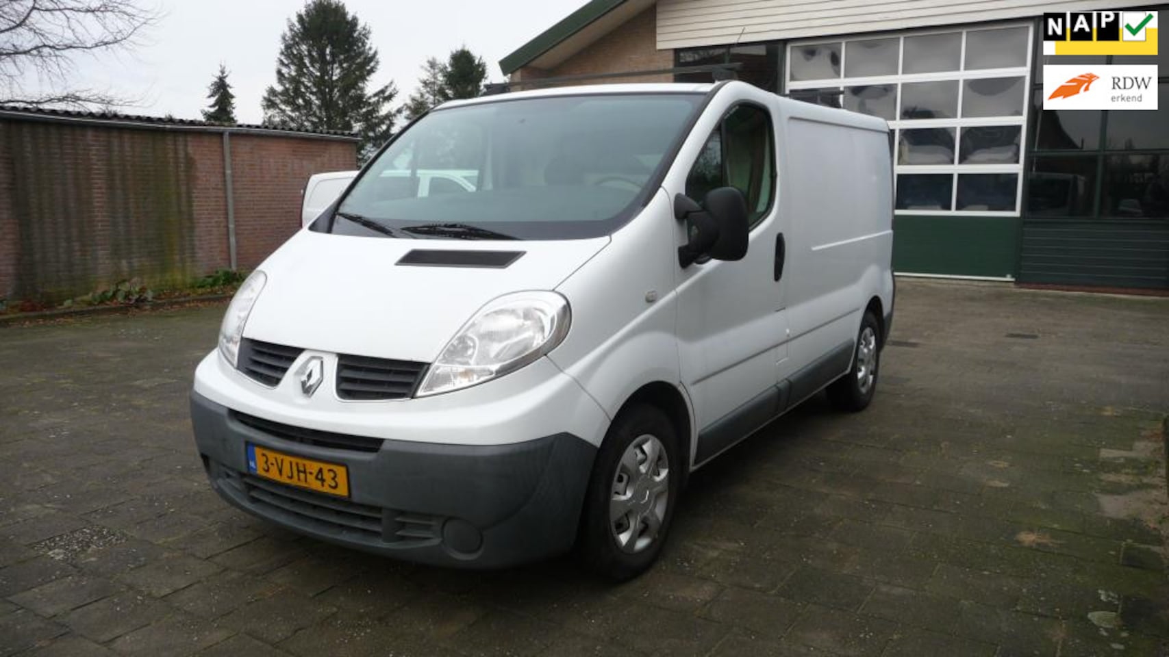 Renault Trafic - 2.0 dCi T27 L1H1 2.0 dCi T27 L1H1 - AutoWereld.nl