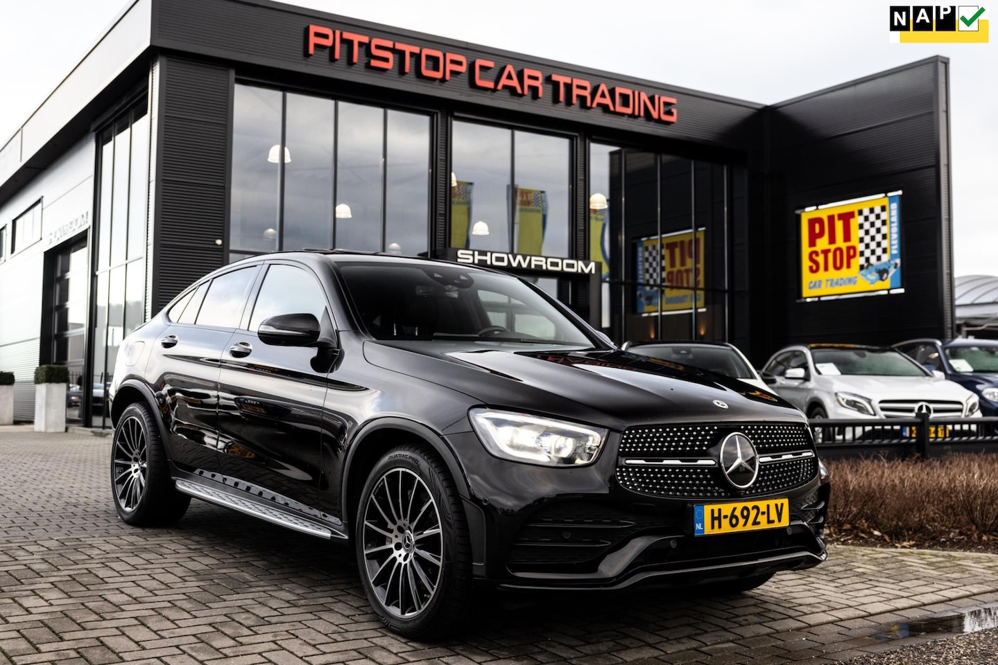 Mercedes-Benz GLC-klasse Coupé - 300 4MATIC AMG, 258 PK, Facelift, Pano, Trekhaak, Burmester! - AutoWereld.nl