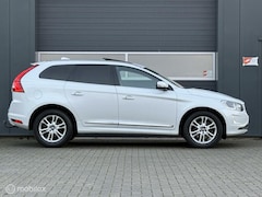 Volvo XC60 - 2.0 D4 FWD Summum Geartronic-8 -Panoramadak -Keyless -Trekhaak -DriverAlert -Adap Cruise