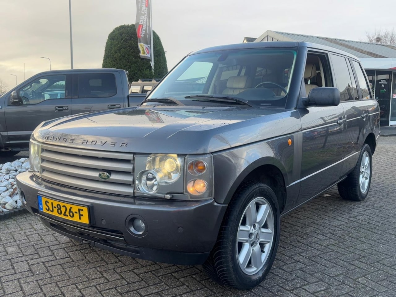 Land Rover Range Rover - 4.4 V8 Voque Youngtimer Trekhaak Schuifdak - AutoWereld.nl