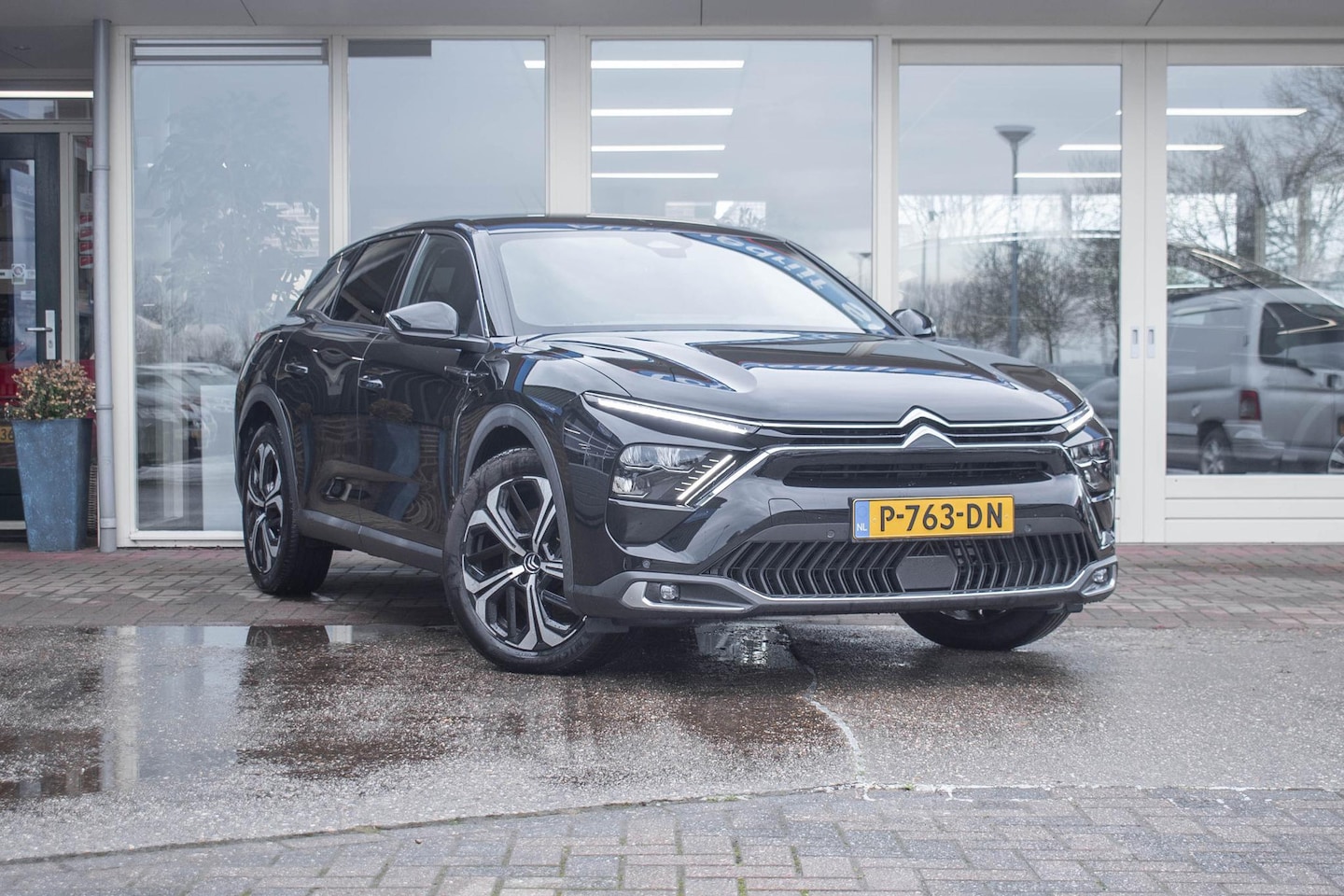 Citroën C5 X - 1.6 Plug-In Hybrid 225pk e-EAT8 Business Plus - AutoWereld.nl