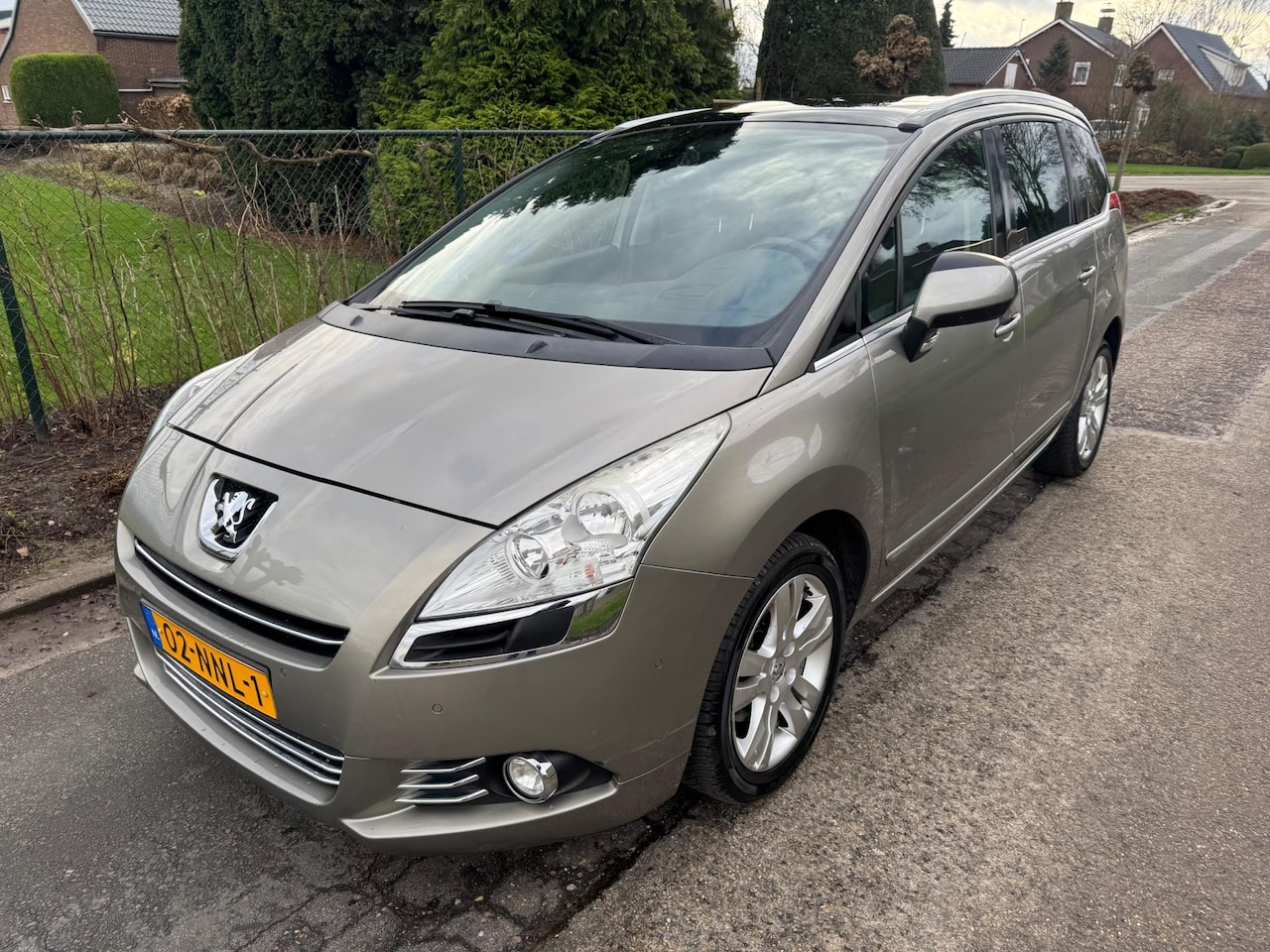 Peugeot 5008 - 1.6 THP GT 7p. AUTOMAAT HEADUP PANORAMADAK - AutoWereld.nl