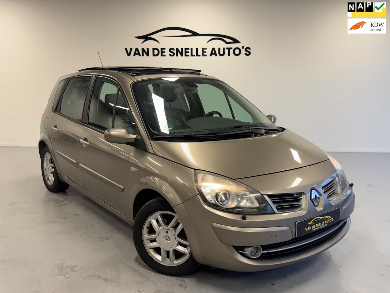 Renault Scénic - 1.6-16V Tech Line PANO/KEYLESS/NAVI/CRUISE - AutoWereld.nl