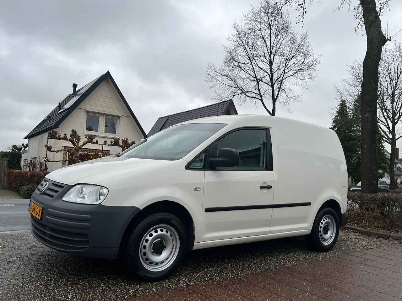 Volkswagen Caddy - 2.0 SDI 177.000 km NAP APK 8-2025. - AutoWereld.nl