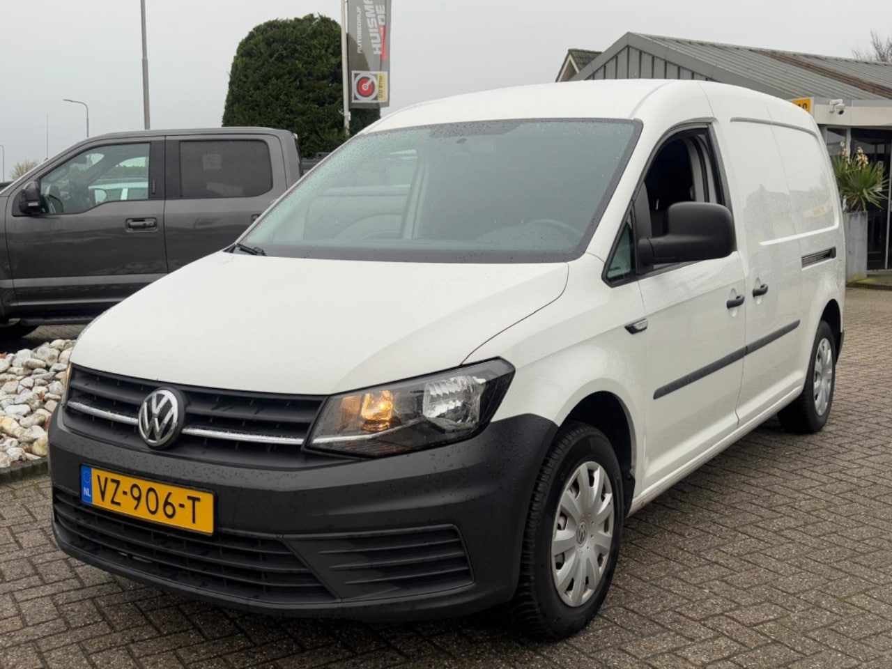 Volkswagen Caddy - 2.0 TDI L2H1 2x Schuifdeur Airco Trekhaak MARGE - AutoWereld.nl