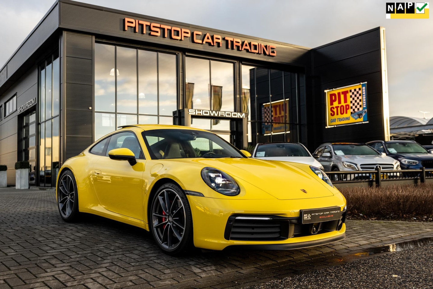 Porsche 911 - 992 3.0 Carrera S, 450 PK, Carbon, Lift, Schuifdak, Sportchrono! - AutoWereld.nl