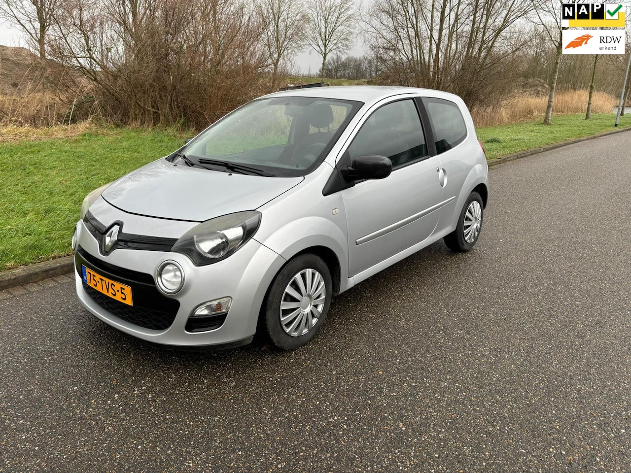 Renault Twingo - 1.2-16V Dynamique 1.2 16V Dynamique - AutoWereld.nl