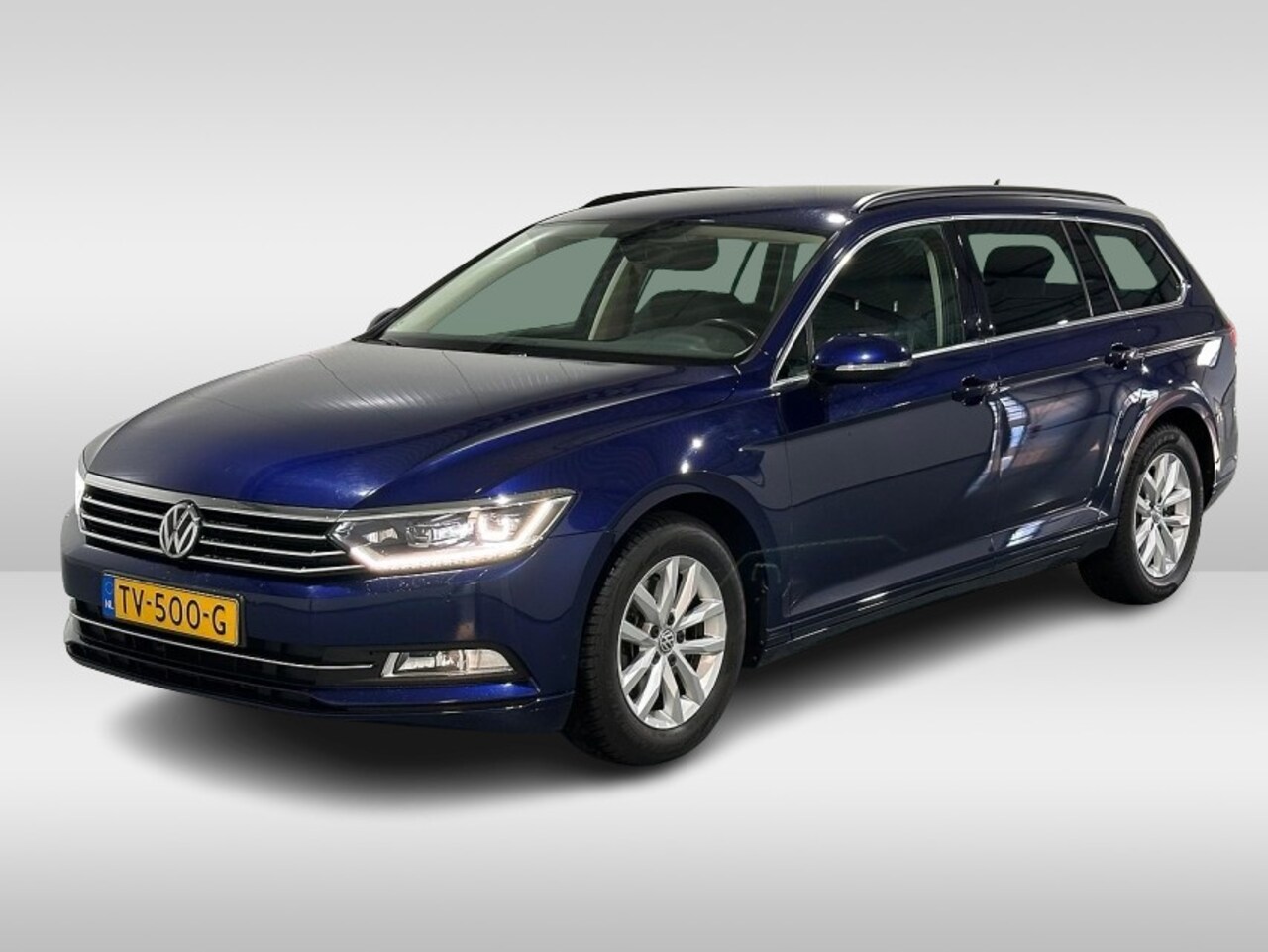 Volkswagen Passat Variant - 1.5 TSI Comfortline Camera | Carplay | LED | Navi | Bluetooth | Leder | Privacy glass | PD - AutoWereld.nl