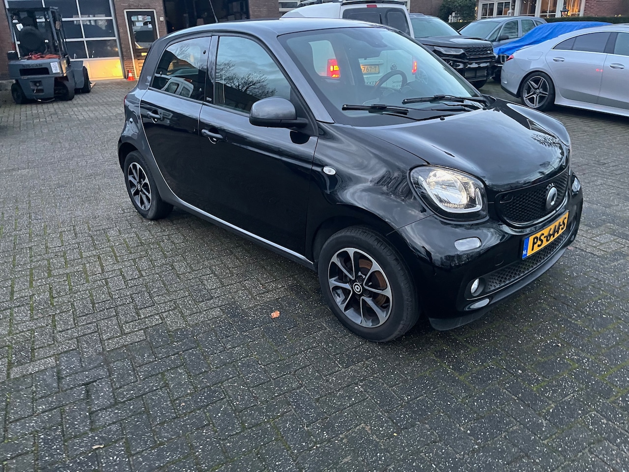 Smart Forfour - 1.0 Passion Navi  LED VOLLE AUTO - AutoWereld.nl