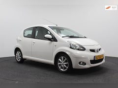 Toyota Aygo - 1.0-12V Xcite White Airco | Sportvelgen | Elektrische ramen | Nieuwe APK