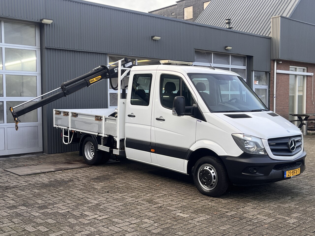 Mercedes-Benz Sprinter - 513 CDI 130pk DC Laadkraan Hiab 017T Airco Trekhaak 2000kg Open laadbak Euro 6 Pick-up 1e - AutoWereld.nl