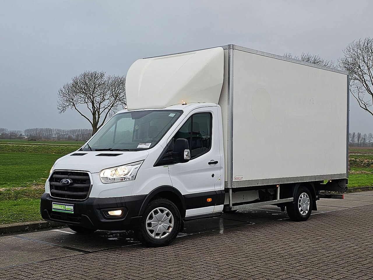 Ford Transit - 2.0 TDCI Trend Bakwagen Laadklep Spoiler Airco 170Pk Navi Euro6! - AutoWereld.nl