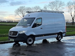 Mercedes-Benz Sprinter - 316 2.2 CDI L2H2 EURO VI-D Mbux10 + Navi Trekhaak Imperiaal-Trap Camera 163Pk Euro6 3-Zits