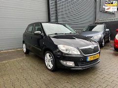 Skoda Fabia - 1.2 TSI Comfort AIRCO/TREKHAAK/NIEUWE APK