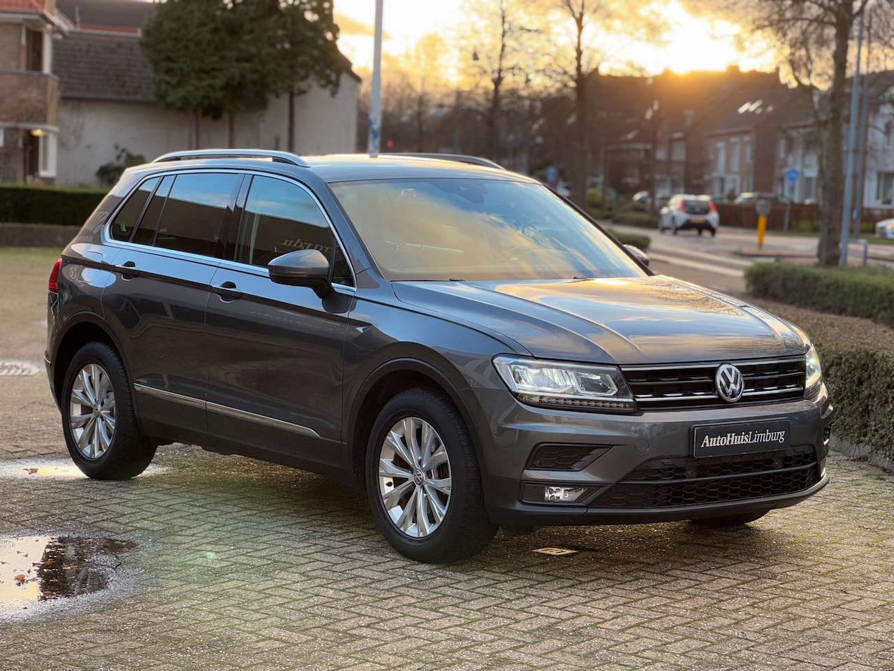 Volkswagen Tiguan - 1.5 TSI ACT Comfortline Business |Nav|Clima|Automaat|150PK - AutoWereld.nl