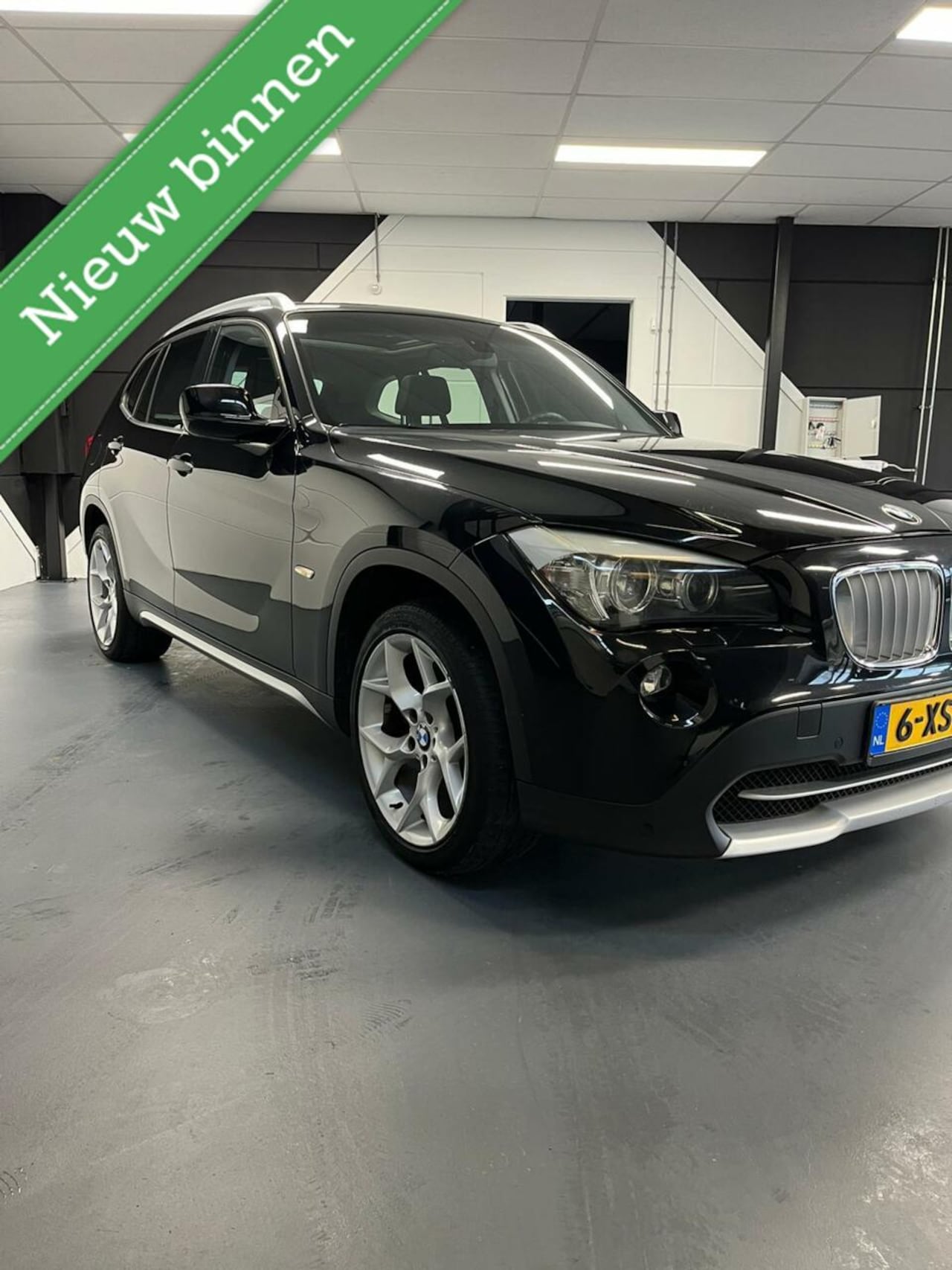 BMW X1 - xDrive28i Business - AutoWereld.nl