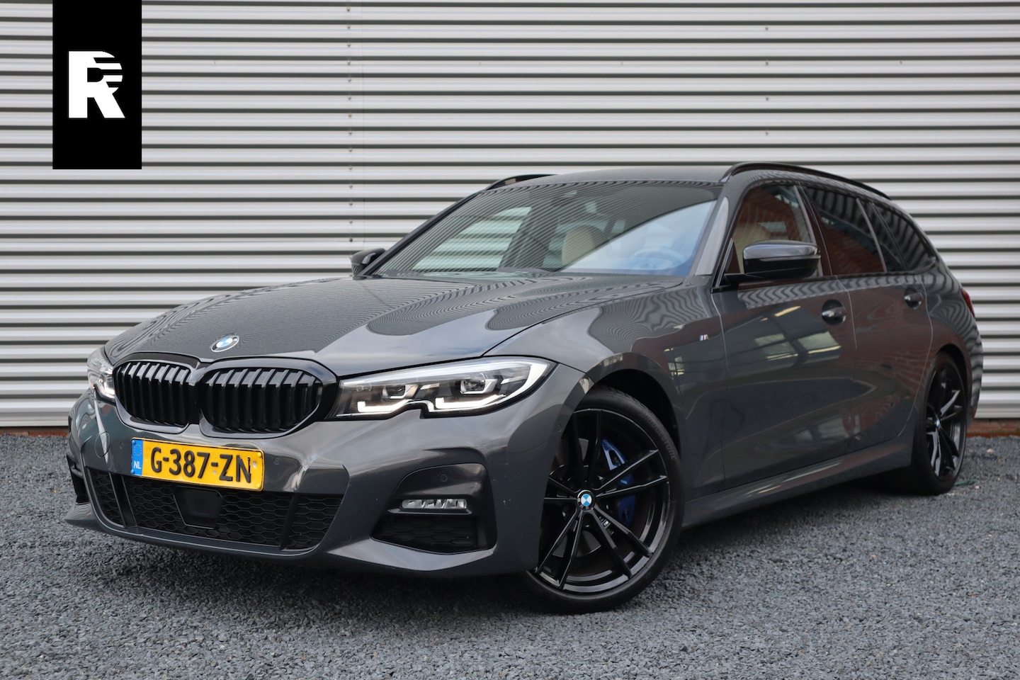 BMW 3-serie Touring - 330i High Executive M-Sport Head-Up / Adaptieve Cruise / 19inch / Leder / Dravit Grau / - AutoWereld.nl