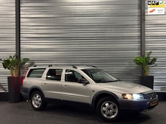 Volvo XC70 - 2.5 T Summum Leder | Cruise | Stoelverw | Trekhaak