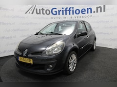 Renault Clio - 1.6-16V Dynamique Luxe 5-deurs automaat met airco