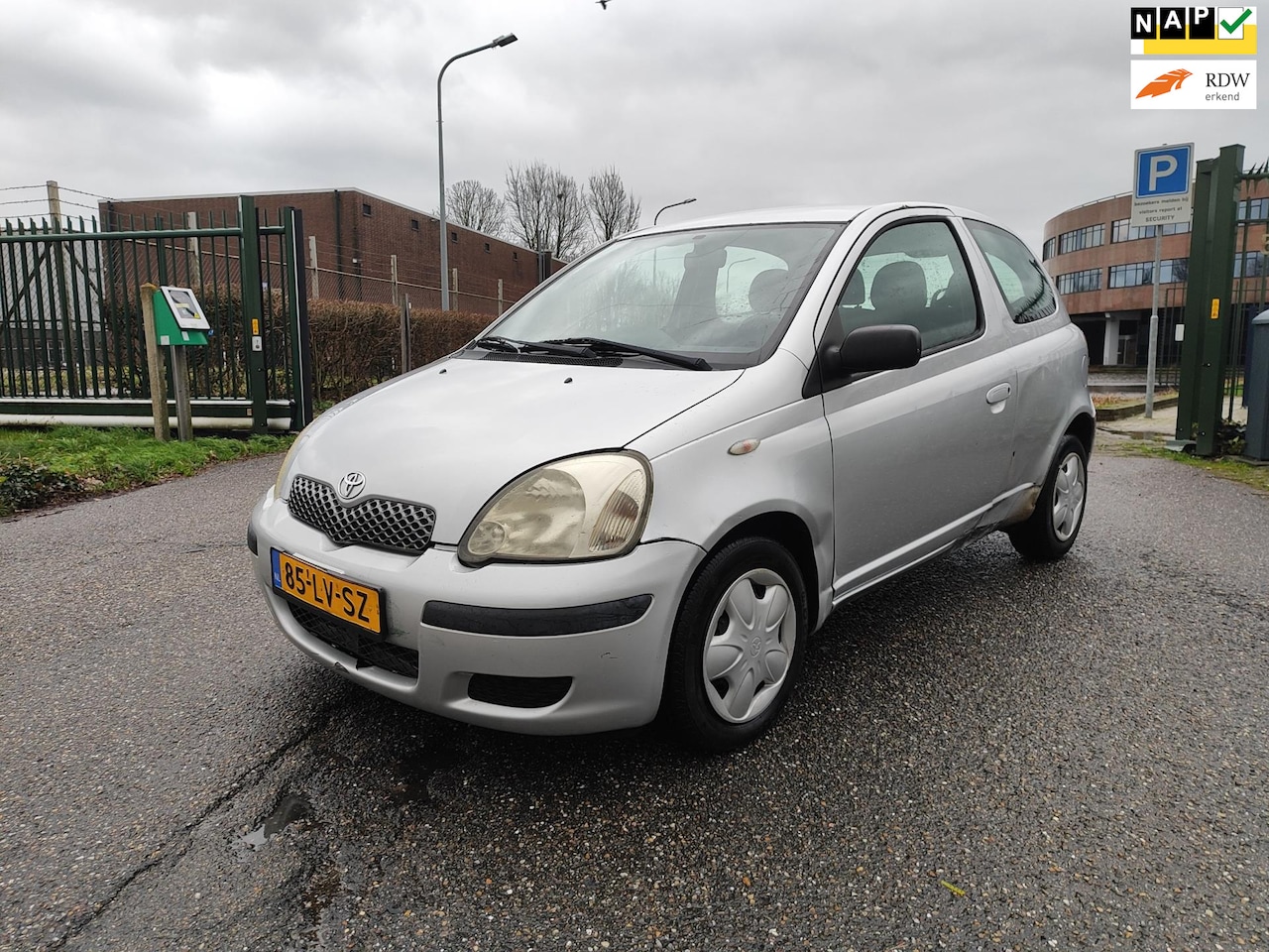 Toyota Yaris - 1.3 VVT-i Terra Airco! New Apk! Nap!!! - AutoWereld.nl