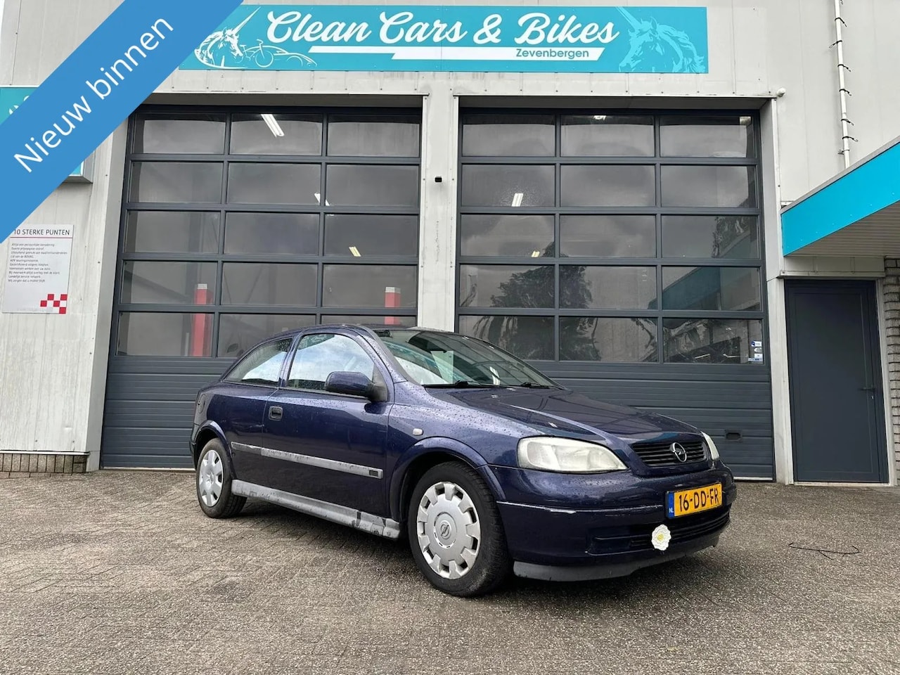 Opel Astra - 1.6 Club 1.6 Club - AutoWereld.nl