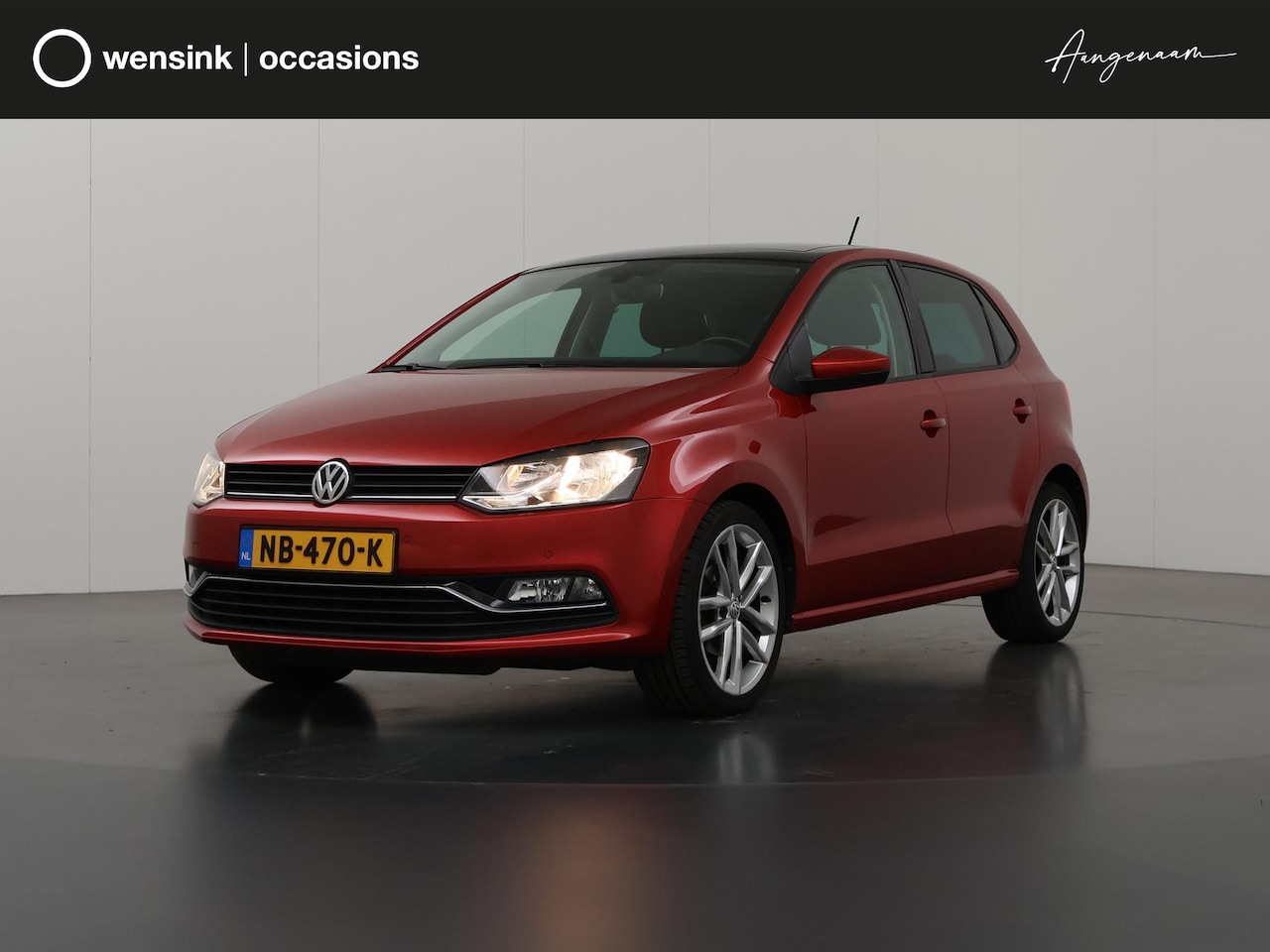 Volkswagen Polo - 1.2 TSI Highline | Automaat | Navigatie | Panoramadak | Climate Control | Camera | Privacy - AutoWereld.nl