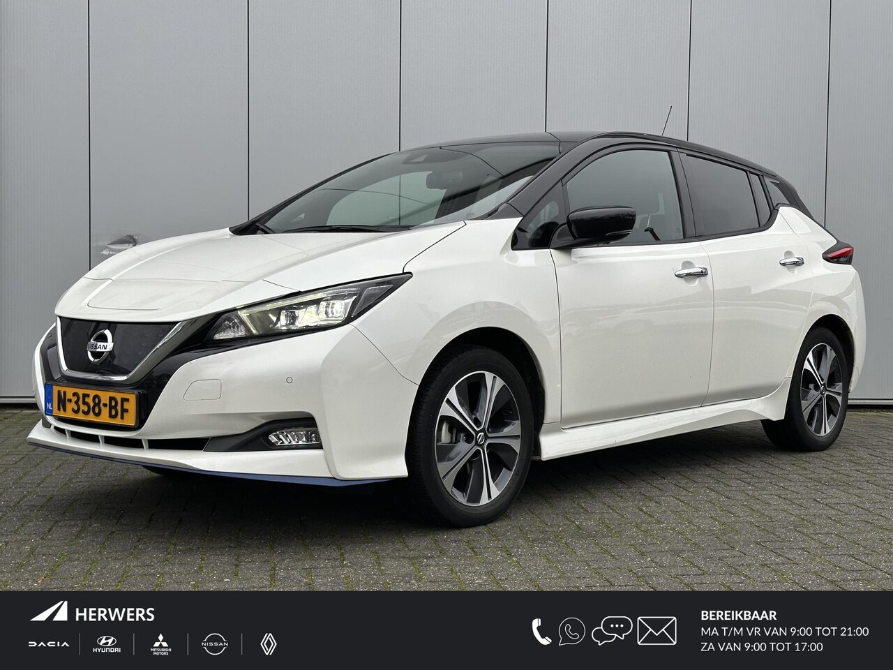 Nissan LEAF - e+ N-Connecta 62 kWh / 385 KM WLTP / Navigatie / Fietsendragerhaak / 360 Camera / Stoelver - AutoWereld.nl